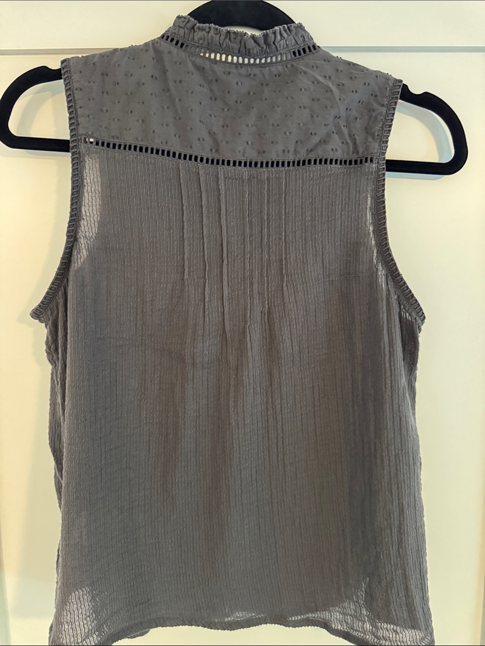 Faherty Willa Washed Black Size Small Sleeveless Button-Front Top - Picture 4 of 4